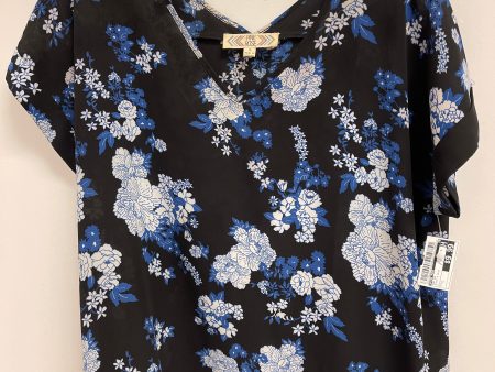 Black & Blue Top Short Sleeve Pink Rose, Size L on Sale