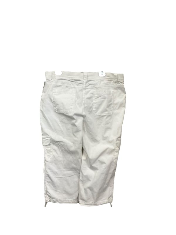 Capris By Style And Company In White, Size: 16 Sale