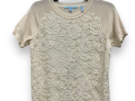 White Top Short Sleeve Draper James, Size S on Sale