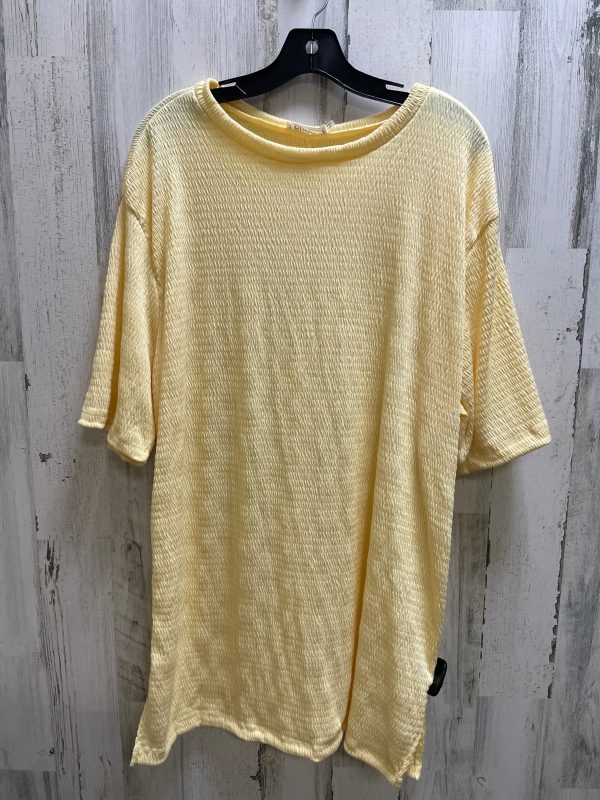 Top Short Sleeve By Blumin In Yellow, Size: 2x Cheap