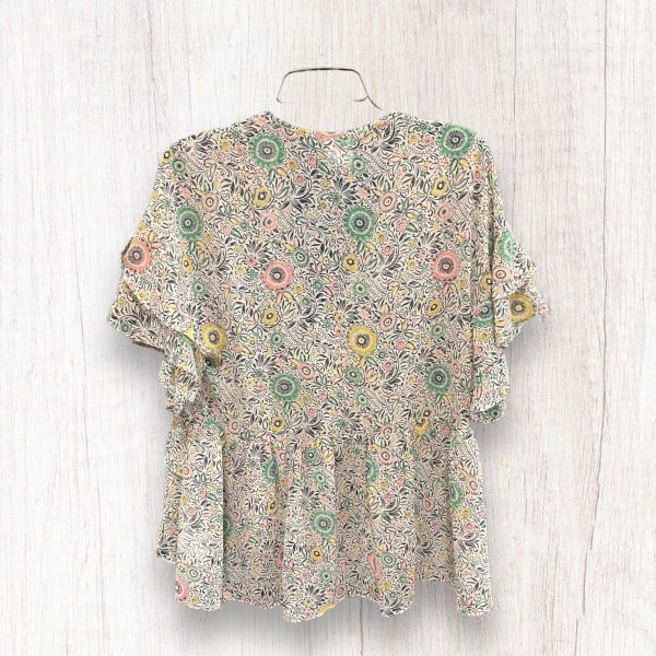 Top Short Sleeve By Cabi In Floral Print, Size: M on Sale