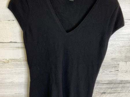 Black Top Short Sleeve Express Design Studio, Size L Fashion