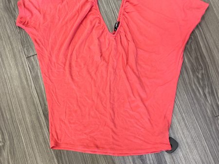 Top Short Sleeve By Express In Coral, Size: Xs Online now