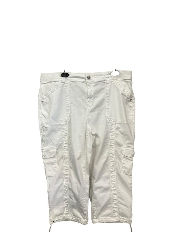 Capris By Style And Company In White, Size: 16 Sale