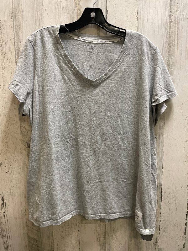 Top Short Sleeve By Calvin Klein In Grey, Size: 2x on Sale